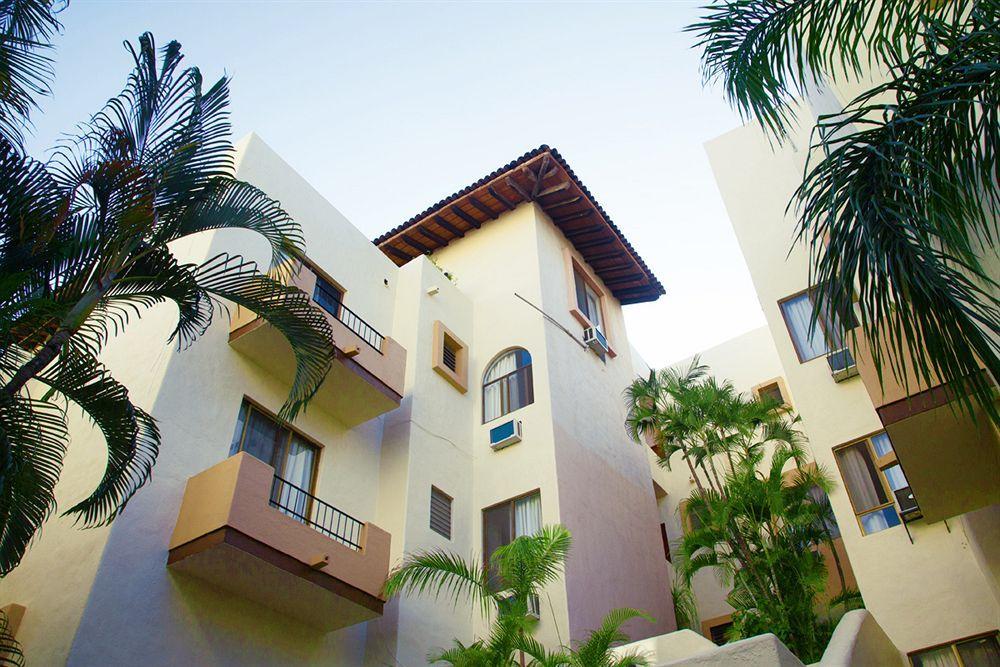 Plaza Santa Maria Hotel Puerto Vallarta Bagian luar foto