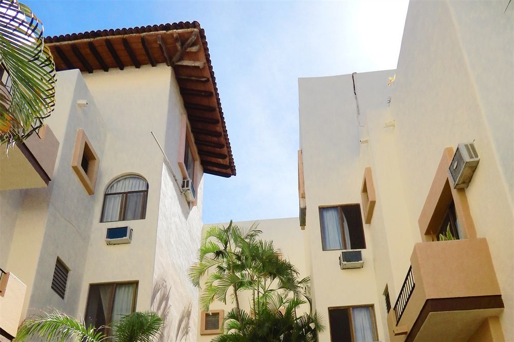 Plaza Santa Maria Hotel Puerto Vallarta Bagian luar foto
