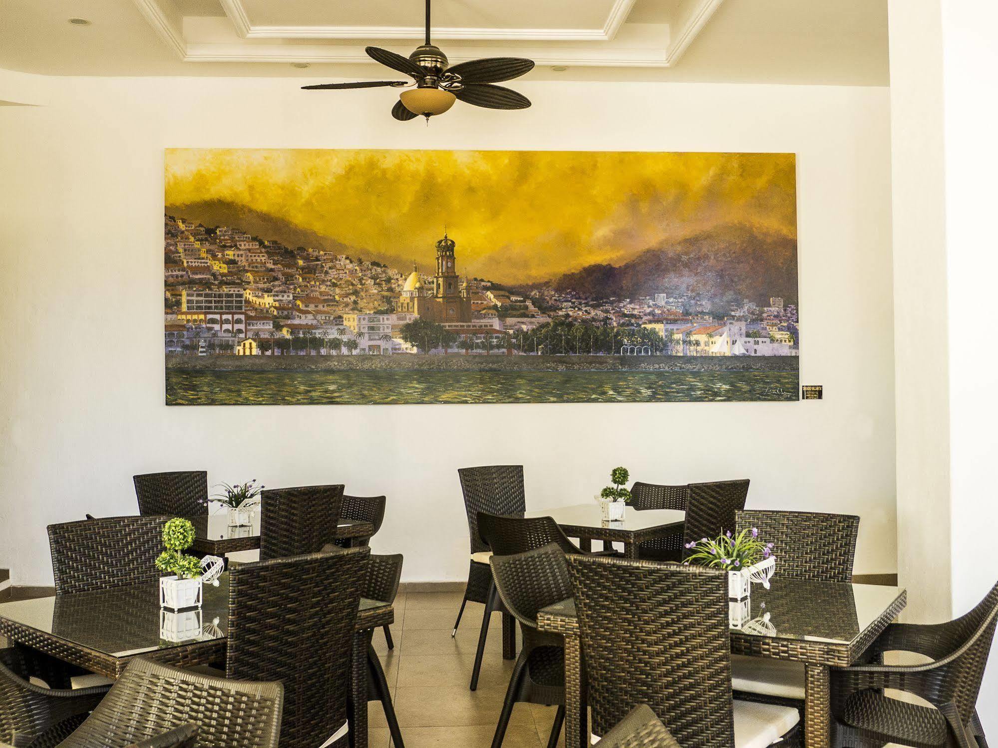 Plaza Santa Maria Hotel Puerto Vallarta Bagian luar foto